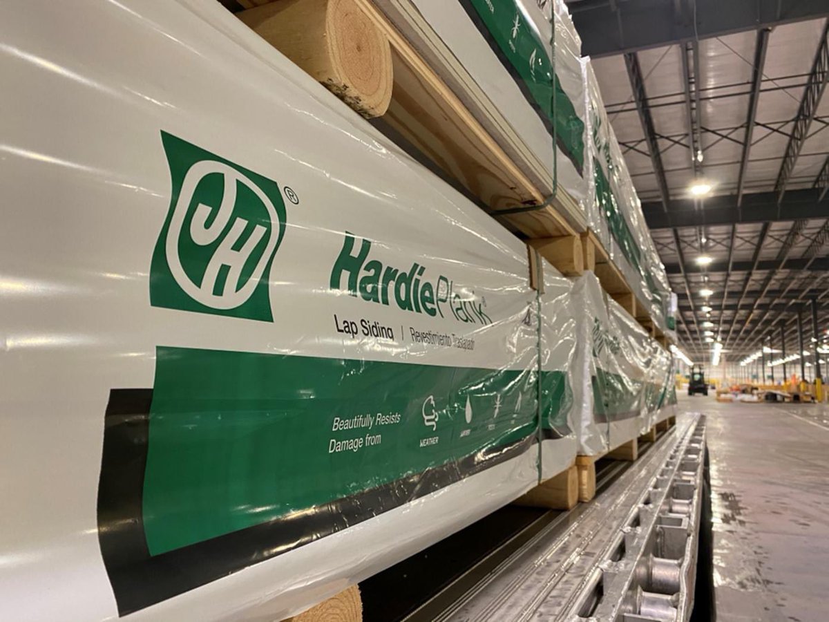 PrattvilleALgov's tweet photo. Today was a great day for the largest industrial development in the City of Prattville in over 50 years! Congratulations, James Hardie! #PartnerofPrattville #JamesHardie #economicdevelopment #FirstShipment https://t.co/d4F1D7JMzO
