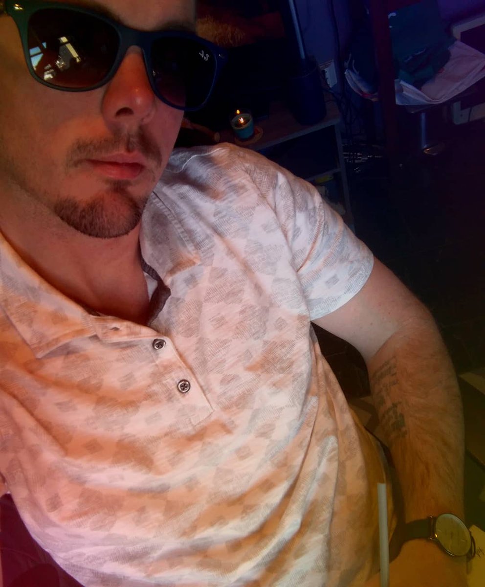 ArtConfusing's tweet image. Dress For...I #forget the rest. 
#Confusingart #Alwaysconfused #Art #Alwaysconfusedclothingandapparel
#Alwaysconfusedclothing #Nycartist #Confusedworld #Dressforsuccess #Nycart #Clothingbrand #Mybrand #Streetwear #Newdesign #Nyc #Clothing #SmallBusiness #Bigplans #Dreambig #Artsy