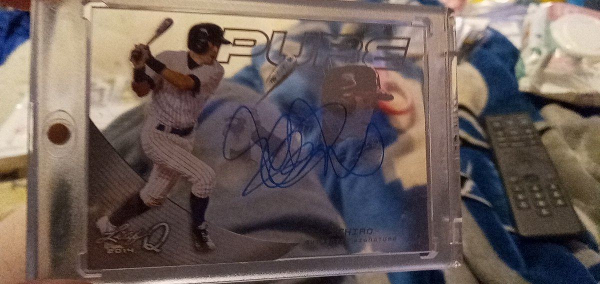 freehan11's tweet photo. This #Ichiro card is AMAZING!
Thanks, @TonysHobbyVault , for this beautiful card from your contest...it's a beauty!
#thehobby #toeknee https://t.co/AJKFTsZpfu