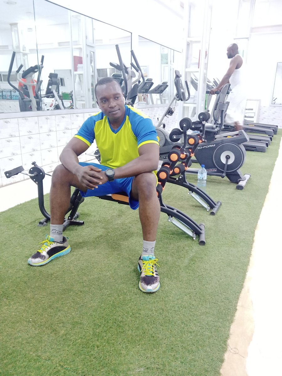 zarafilou's tweet photo. << Par la #sueur de notre #front, et la #force de nos #bras, et le #courage de notre #coeur ; Chers amis, hissez nos #couleurs >> #Pirates_des_Caraïbes, jusqu'au bout du monde
Never give up !!!
#Coach_ZOROME🏋️🤸🏃🤼🥇 https://t.co/E0IO75jjlV