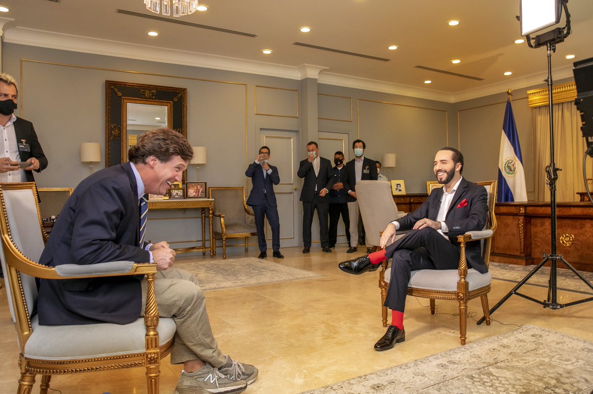 El resto de la entrevista con <a href="/TuckerCarlson/">Tucker Carlson</a> saldrá en un documental en <a href="/foxnation/">Fox Nation</a>, dentro de unas semanas.