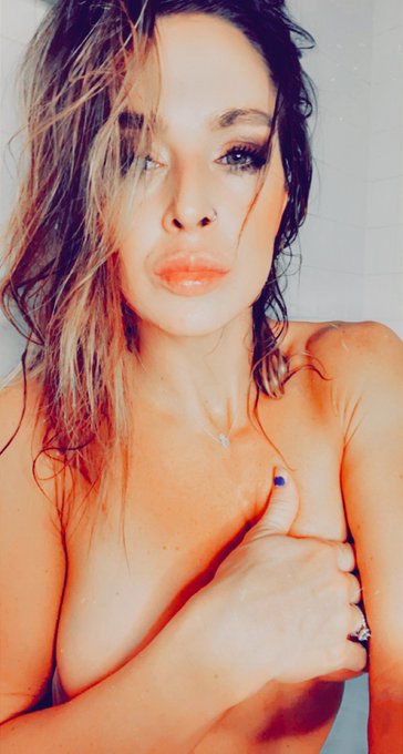 Watch kori's leaked NSFW photo on TwXstars