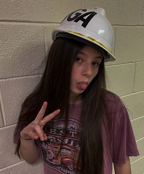 1st Girls game of the year a Win! 4-0 over Huss.  HardHat goes to Sydnee Walls #puttinginwork