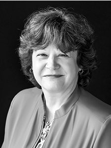 LeeUSimCentral's tweet photo. Dr. Sara Campbell, Dean of the School of Nursing, was honored at the Lee University International Women's Week Faculty and  Staff Reception (Wednesday March 3).
Since her arrival at Lee in 2013, she has developed the BSN, Disaster Healthcare Mission Management&amp; most recently DNP https://t.co/Pibw0ki3QE