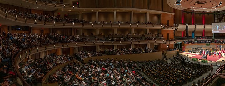 Nominations are now open for #MacEwanU's FIRST honorary doctorate! Nominations will be accepted throughout the year; however, the deadline to nominate someone to receive an honorary doctorate at the 2021 Spring Convocation is April 18. Learn more: bit.ly/3txZtHT