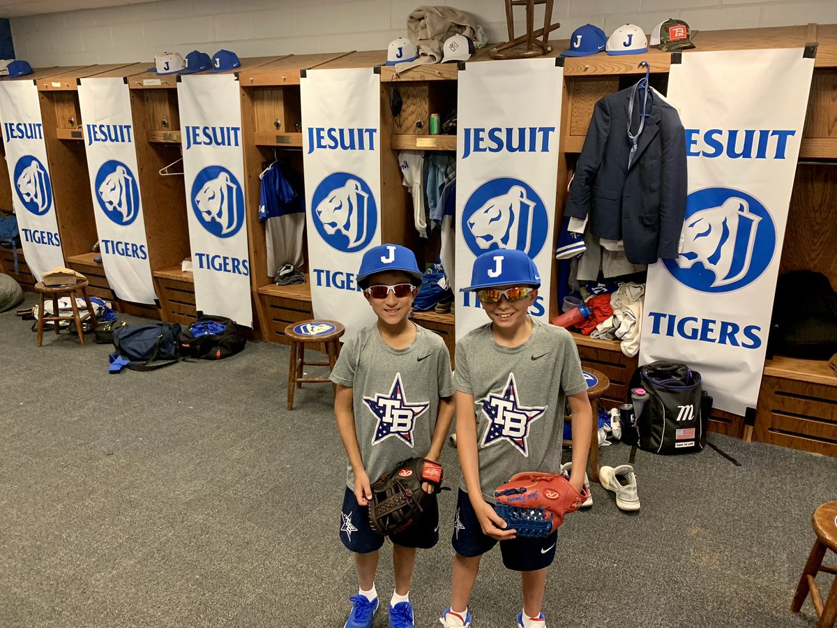baller_jase's tweet photo. Had so much fun watching the @JesuitBaseball win tonight. It was a great game! Awesome to see @Jake_Kulikowski get the walk off. https://t.co/0vSAqDNQbY