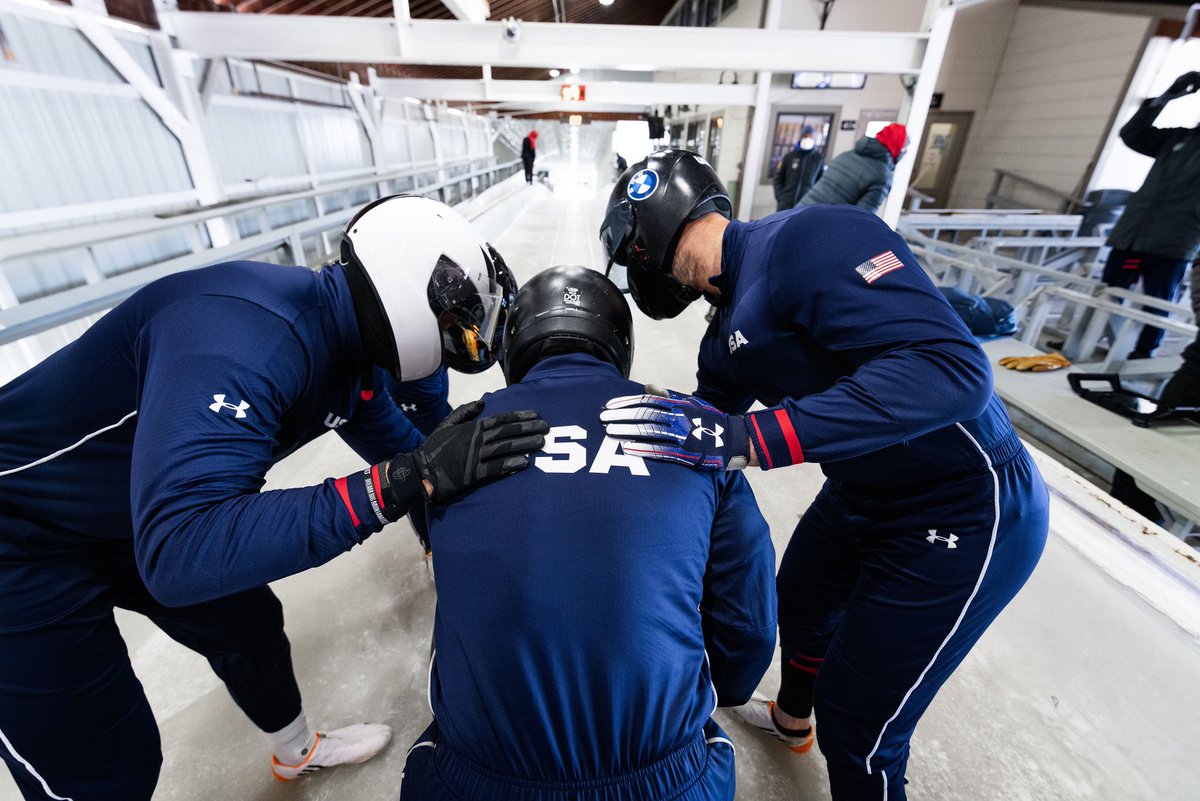 There’s nothin’ a little 4-banger can’t fix 🚂