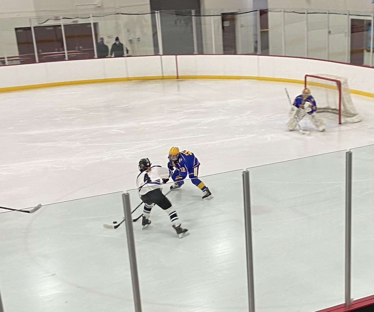 Eastview Lightning Girl's Hockey (@evgirlshockey) on Twitter photo 4-0 after 2. G: Ellingson A: Stepan and Chesek; G: Chesek A: Kelley and Ellingson SOG: 27-8. Go Lightning!! #WhyNotUs <a href="/EVHSAthletics/">Eastview Athletics</a> 4-0 after 2. G: Ellingson A: Stepan and Chesek; G: Chesek A: Kelley and Ellingson SOG: 27-8. Go Lightning!! #WhyNotUs <a href="/EVHSAthletics/">Eastview Athletics</a>