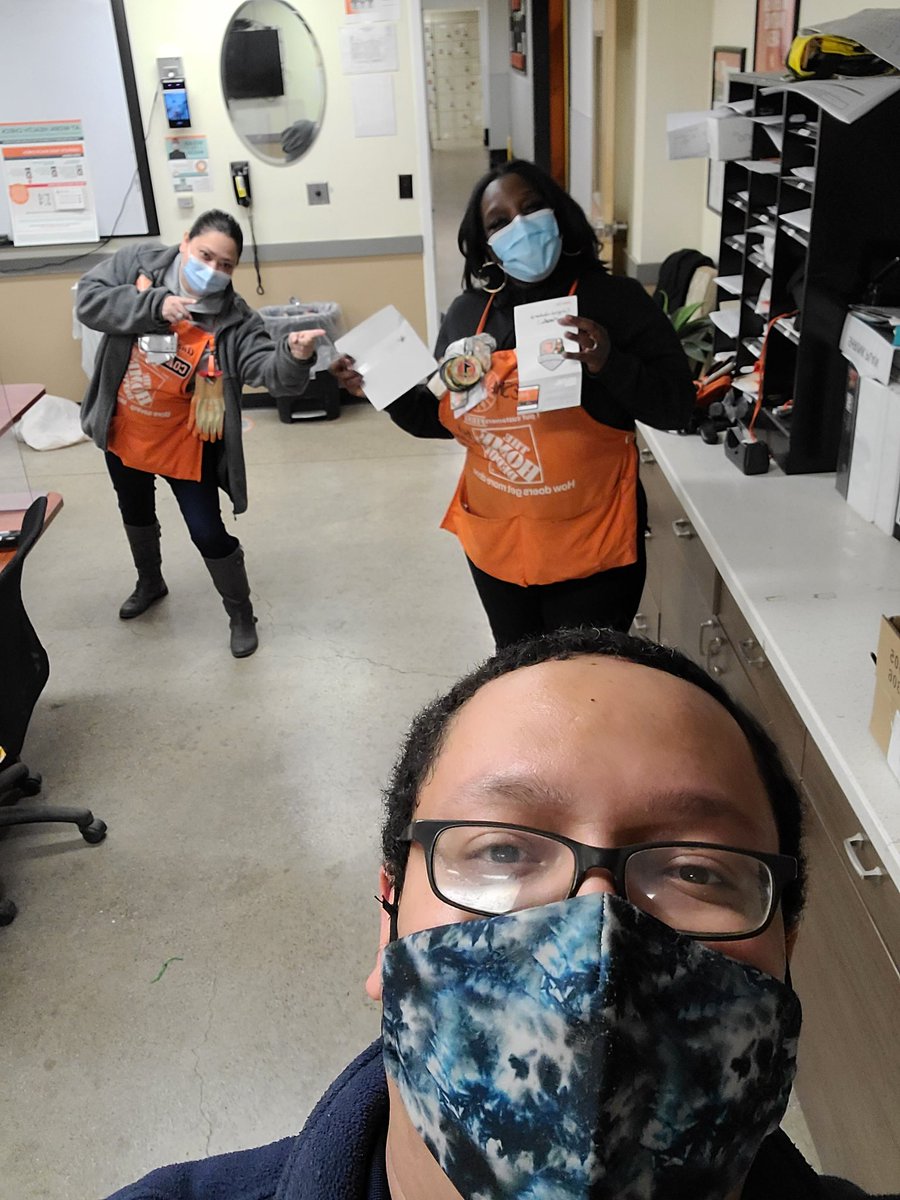 Avery Jones tweet media