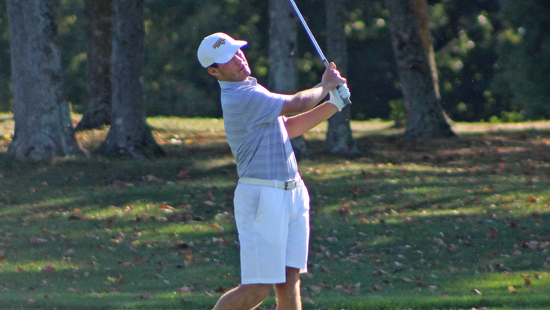 RECAP: It may have taken two playoff holes, but <a href="/MSUEaglesMGolf/">MSU Men's Golf</a> is your 2021 Bobby Nichols Intercollegiate Champion!

The Eagles downed UT Martin in a two-hole playoff for the team's first victory since 2019-20.

📰: bit.ly/2OJhUua

#BirdiesAndEAGLES | #EaglesAlwaysSoar