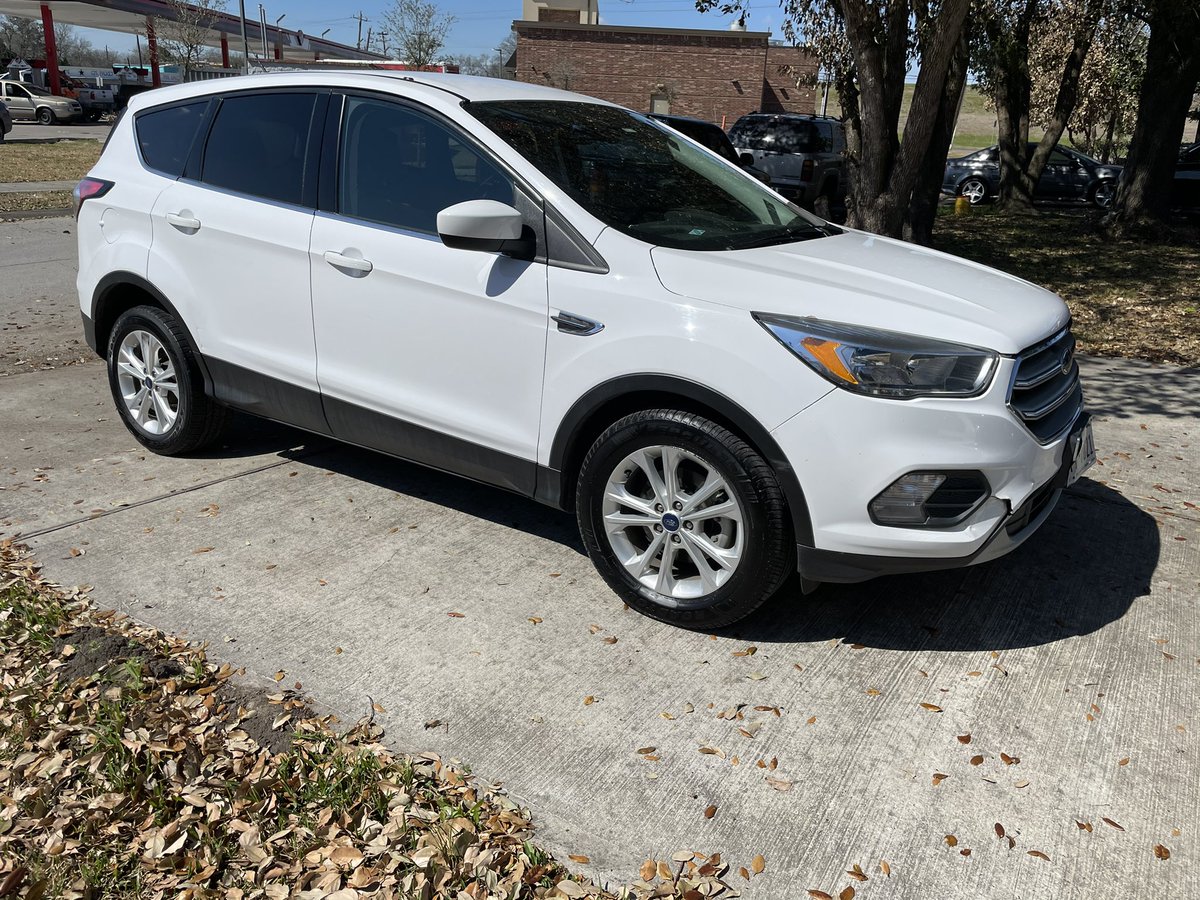 KennyBob2's tweet photo. Been washing car’s on the weekend so if anyone needs something done hit me up! 😁 https://t.co/XA6pvuXhW7