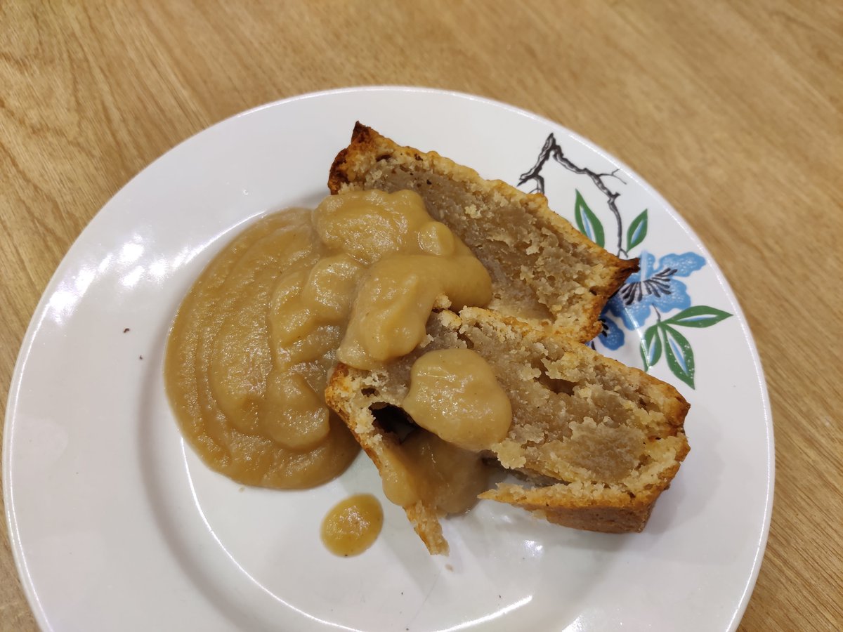 SpraxDev's tweet photo. Both. Both is good. @JNSAPH

Here's a applesauce cake with some applesauce on top

Took your money and added a bit to donate anyway https://t.co/3W00X1RVZS