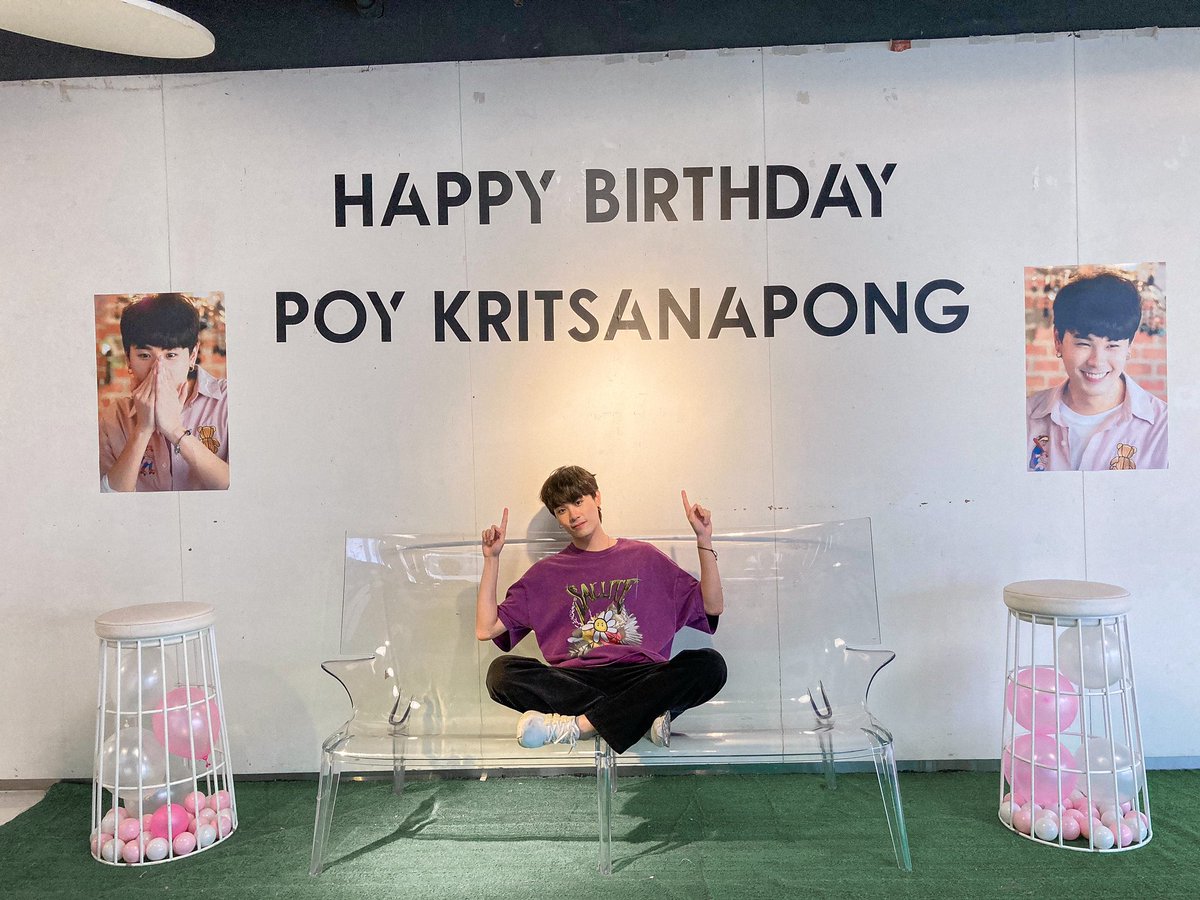 wanwipa32's tweet photo. สุขสันต์วันเกิดนะเจ้าหนูของพี่ ขอให้หนูมีความสุขกับการใช้ชีวิต ขอให้หนูมีความสุขกับสิ่งที่หนูรัก ให้ทุกวันของหนูมีแต่รอยยิ้มนะลูก รักนะน้องชาย
#poypyy8030daysonearth https://t.co/Spip2tpHVS