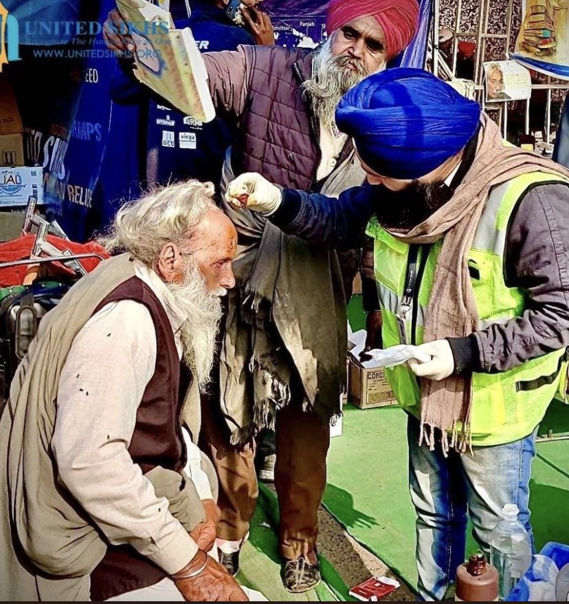 Parmind74776100's tweet photo. Modi knows how much love is there for farmers🤧

Farmers have been fighting for their rights since 100 days, More than 300 farmers are dead😢

And now how many people know Modi to withdraw the black law

How long injustice on farmers

#हमारा_किसान_क्यो_परेशान https://t.co/fKFPX44Txm