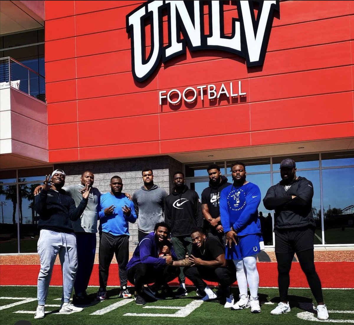 coacharroyo's tweet photo. Humbled & fired up to have our @NFL family here @unlvfootball to get that work in our new state of the art #FertittaFootballComplex ‼️#PullUp
ITS ALL ABOUT RELATIONSHIPS🤝💯‼️ #BEaREBEL #NOFLINCH @SACNINA91 @DBUCK_99 @MISSILEDREAMING @DEXTERLAWRENCE18 @CWILKINS42 @MOHURSTJR https://t.co/KrahNOQN8v