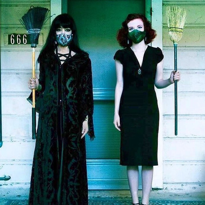 Hollywood Gothic with my lockdown buddy Morgan  ✨

Photo: <a href="/bobgsnapshots/">bobgsnapshots</a> 

  #hollywood #rocknroll #gothic