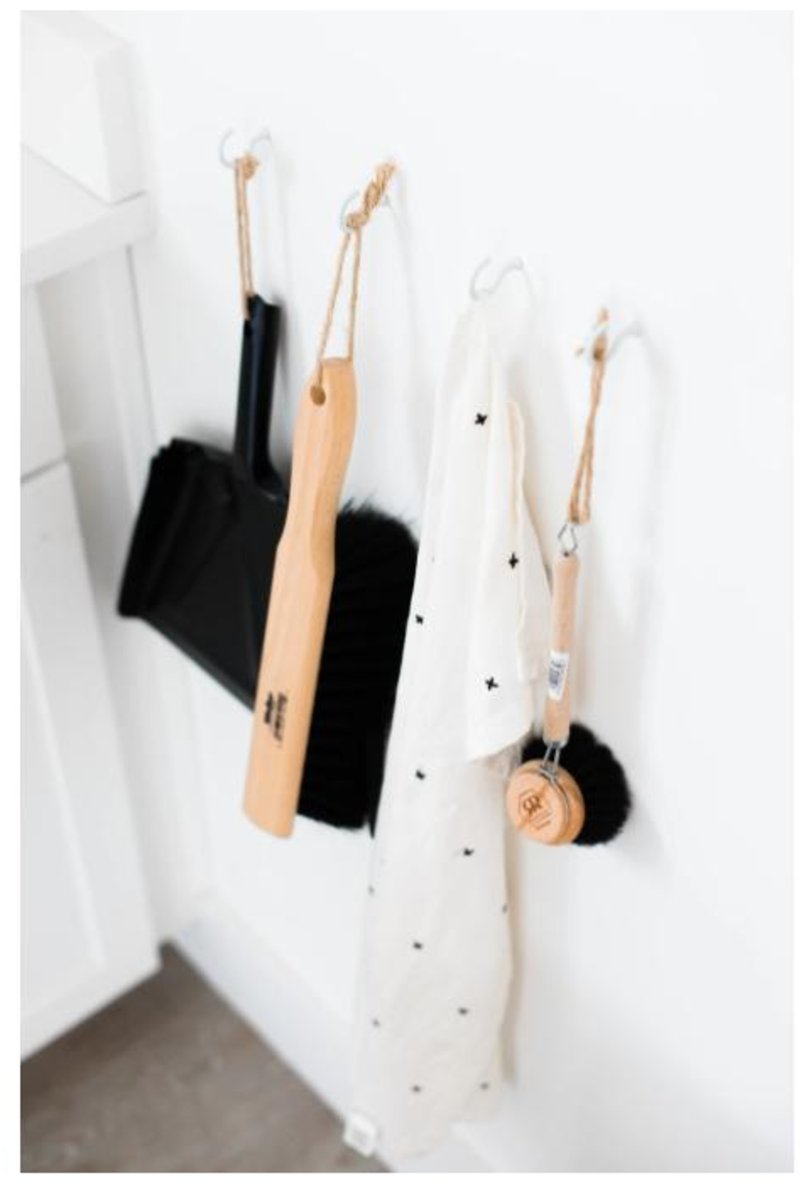 ItsHandmadeBlog's tweet image. Make your own household cleaners with an ultimate roundup for Spring Cleaning every room in your home - your laundry - your pet issues - and a car detailing kit!

ItsHandmadeBlog.com