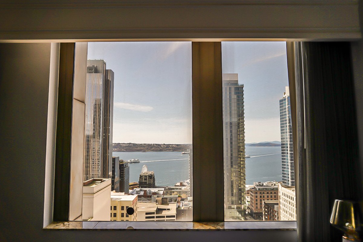Room with a VIEW <a href="/motifseattle/">Motif Seattle</a>!