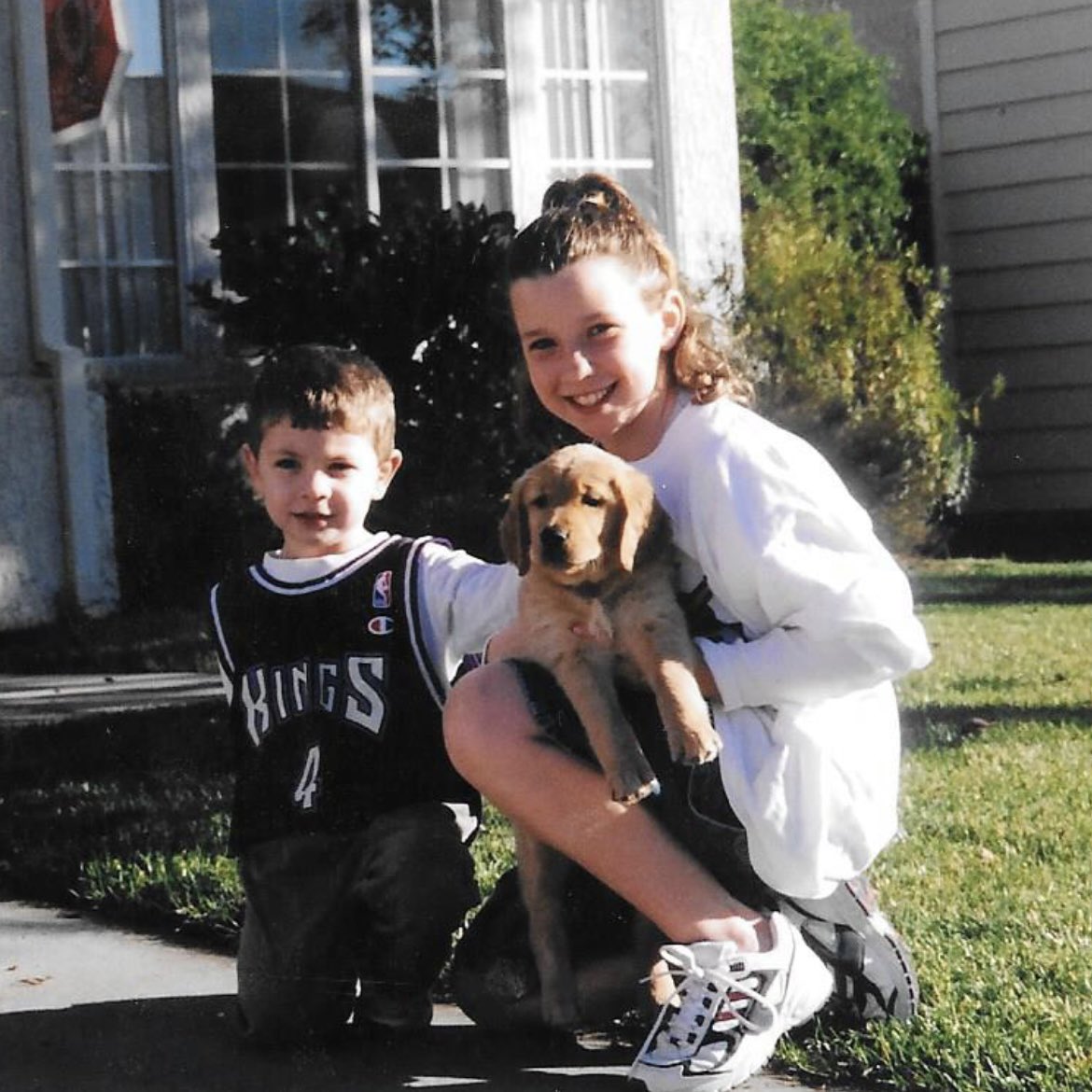 CarlyWudel's tweet photo. @SacramentoKings Yep! This was my family dog growing up! His name was Peja, King of the Court! 👑🐾🏀 https://t.co/8tZLfvfdgk