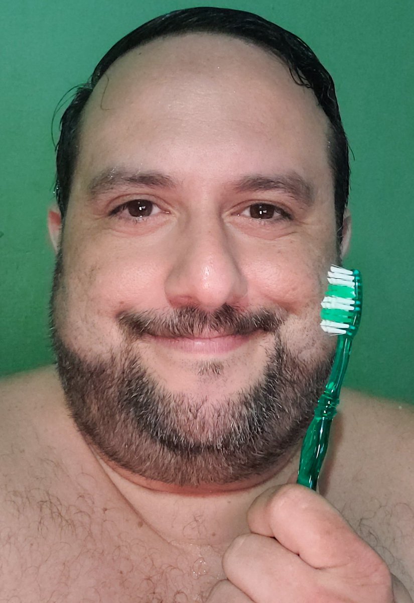 felicitybrazil_'s tweet photo. Quando você é fã de Xbox e vai comprar sua nova escova... Rsss...
Verde pra todos os lados...
#AcademiaXbox #Xbox #xboxfan #xboxStyle #xboxever #xboxlifestyle https://t.co/n0PqEIgxgS