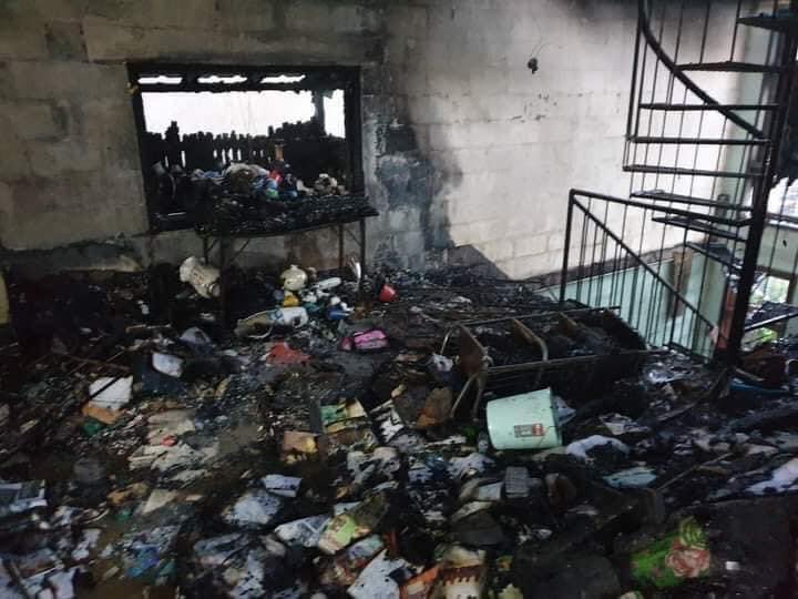 poemamhethar's tweet photo. 📍Hlaing Thar Yar
ARSON by Junta’s terrorists again to Civilians’s houses and a studio of an artist around 2 am in the morning. #WhatsHappeningInMyanmar #Mar17Coup https://t.co/gapMyMz7t3