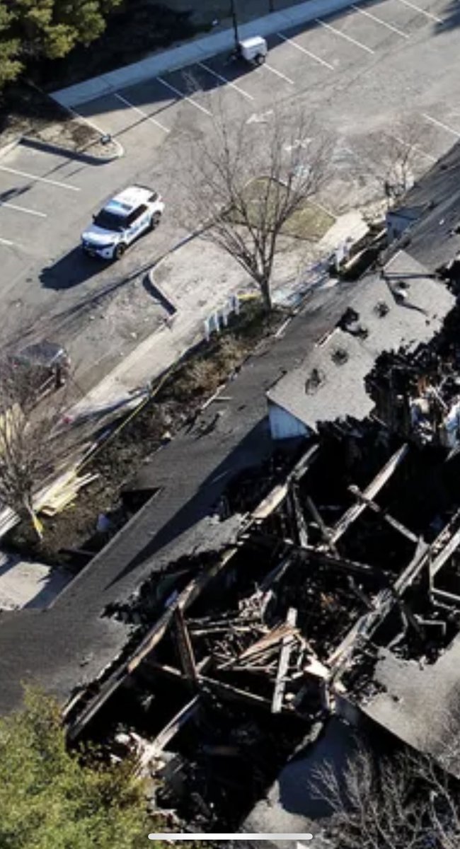 The Lakewood Police Department would like to take this opportunity to recognize all those that helped battle Sunday’s brush fire. Currently, investigators are working hard to determine its cause.  #workingtogether #saveslives #SafetyFirst facebook.com/12704738409792…