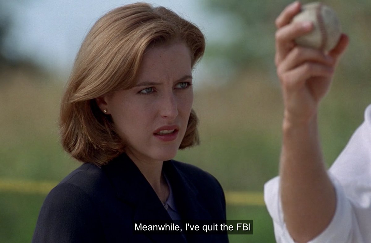 comedic genius dana scully!!!!!!