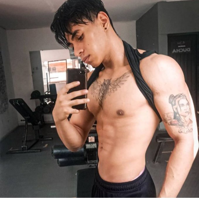 Hi again! #FitnessMotivation #lifestyle @Flirt4Free https://t.co/hWgqo0qUPY<a href="/tag/fitnessmotivation"class="tags">#FitnessMotivation</a><a href="/tag/lifestyle"class="tags">#lifestyle</a><a class="tags" href="/tag/flirt4free">@flirt4free</a>