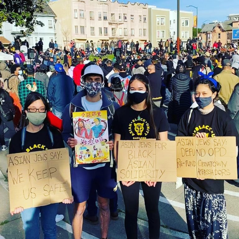 NeverAgainActn's tweet photo. As Jews, we are called to SHOW UP for our AAPI friends, family, and neighbors. 

We are called to support &amp; listen to Asian Jews, who know best how our communities can come together to find safety in solidarity.

We are called to do better. #StopAsianHate

https://t.co/Pb1oSK1mfw https://t.co/QYTgKHgv8r