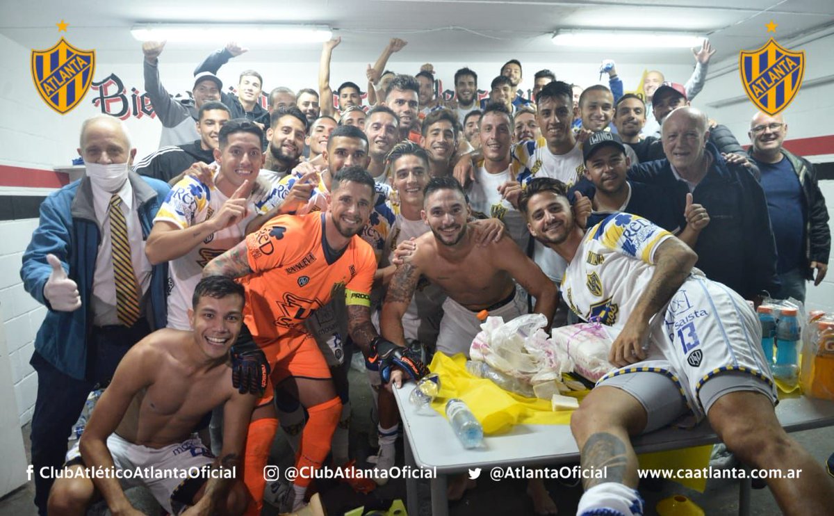 atlantaoficial's tweet photo. #ChacaritaAtlanta ⚽️
•
Inicio inolvidable.
Triunfo histórico.
#JugamosTodos 💪
•
#VamosBohemio 💙💛💙💛 https://t.co/QIQgTbGu6b