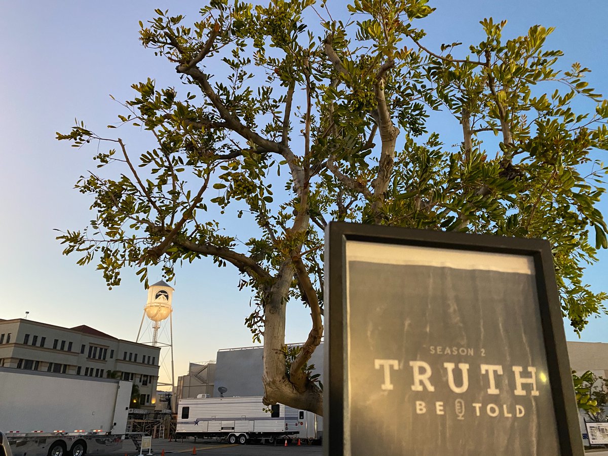 michaelmuhney's tweet photo. And another @truthbetold night shoot on the #ParamountLot ๐ฟ๐ฅ๐ https://t.co/wvoQRXtXfE