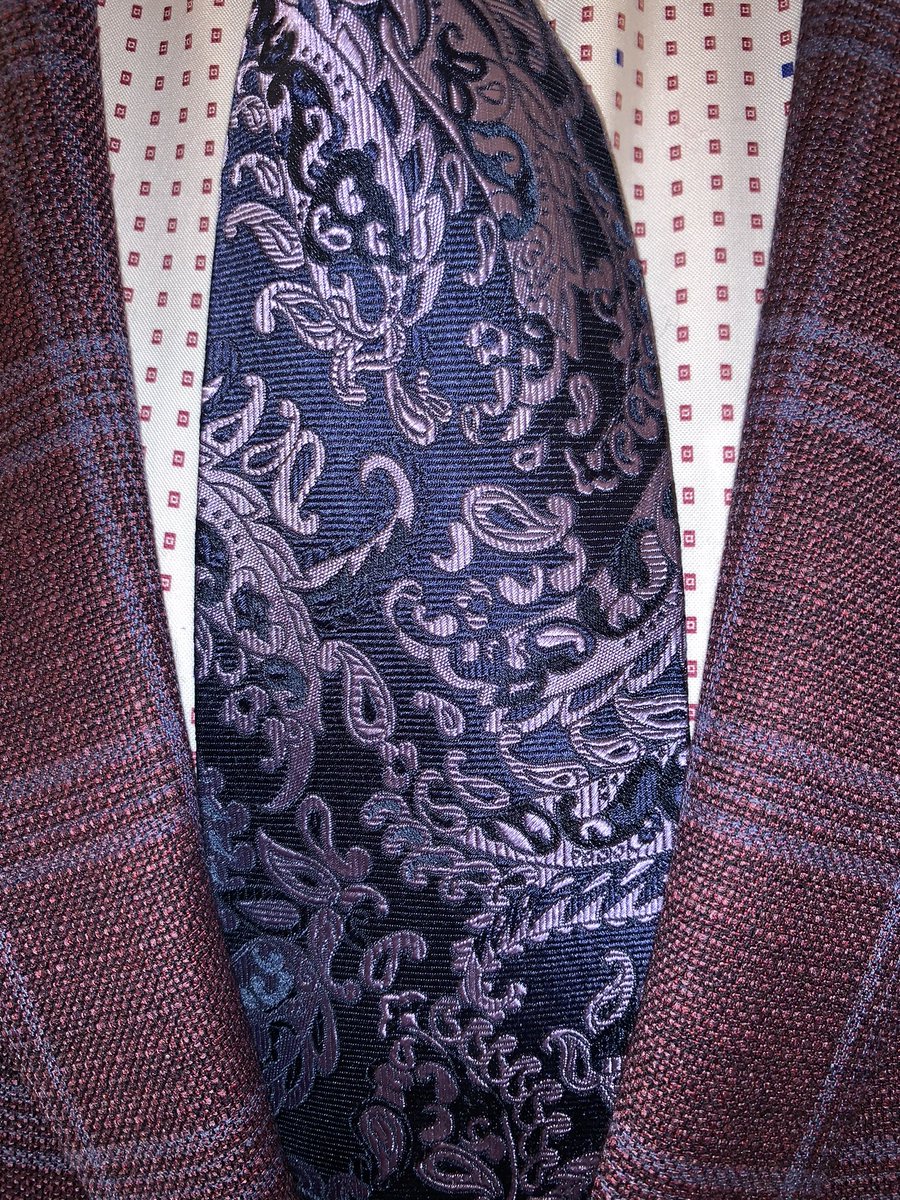 ImagePowerPlay's tweet photo. Your signature style is visual data for your #personalbrand. 

This spiffy CPA I style is not your average stereotyped accountant. His signature style is his ties. A collection of 800+! 

If I can style a CPA, I can style anyone. 
😎 

#tietuesday
#returnonimage
#menswear https://t.co/hwX67BjePB