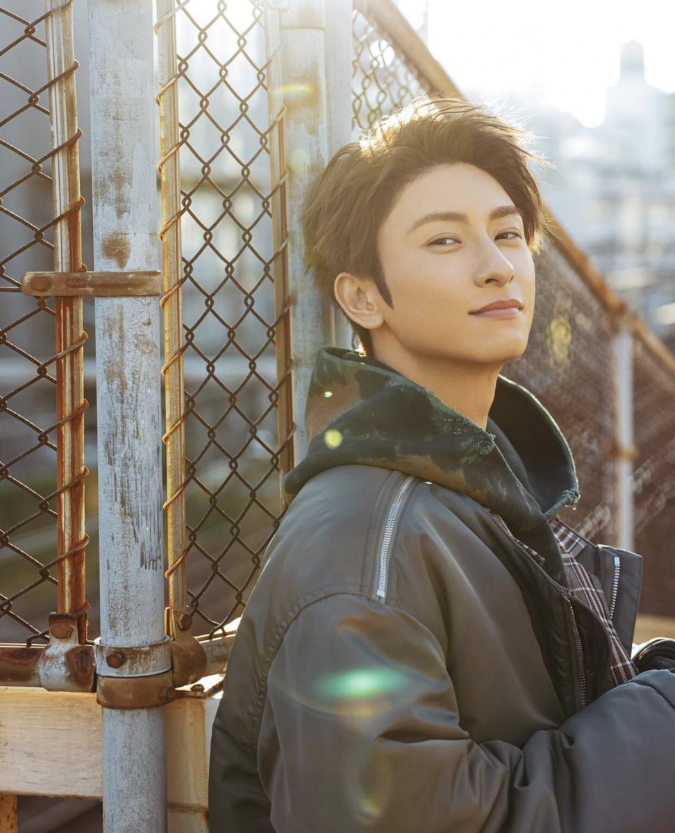 初美 No Twitter もっとaaaファン 與真司郎ファンのみんなと仲良くなりたいと思っているのですが 絡んでくれませんか フォローお待ちしてます a a好きな人と繋がりたい 與真司郎好きな人と繋がりたい 與真司郎