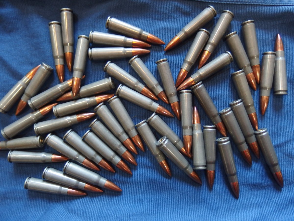 M2 Ball 7 62x39mm 124 Grain Fmj Wolf Military Classic Original の在庫を全て確認しました 同じ銃でプライマーを処理していますので どれもほぼ同じ状態でした Military Classicはミルスペックの塗装薬莢とは違いグレーの鍍金 薬莢と弾丸 M2 Ball 7 62x39mm 124 Grain Fmj Wolf Military Classic Original の在庫を全て確認しました 同じ銃でプライマーを処理していますので どれもほぼ同じ状態でした Military Classicはミルスペックの塗装薬莢とは違いグレーの鍍金 薬莢と弾丸