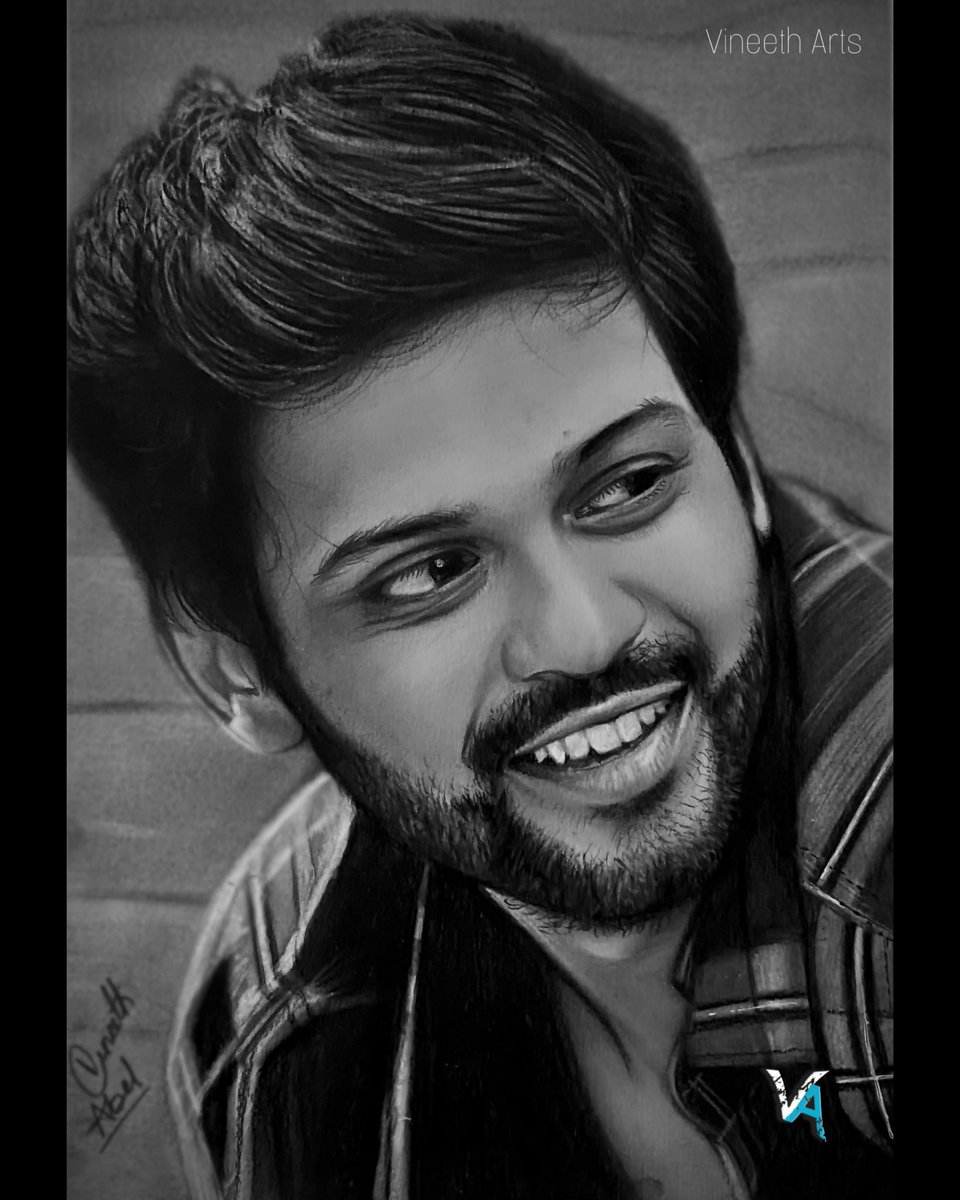 vineetharts_'s tweet photo. 💝💝 @NaveenPolishety  🤗🤗

#jaathiratnaalu #naveenpolishetty #pencilsketch #pencilart #photorealism #drawing #vineethabelarts https://t.co/6qPb2AOeJG