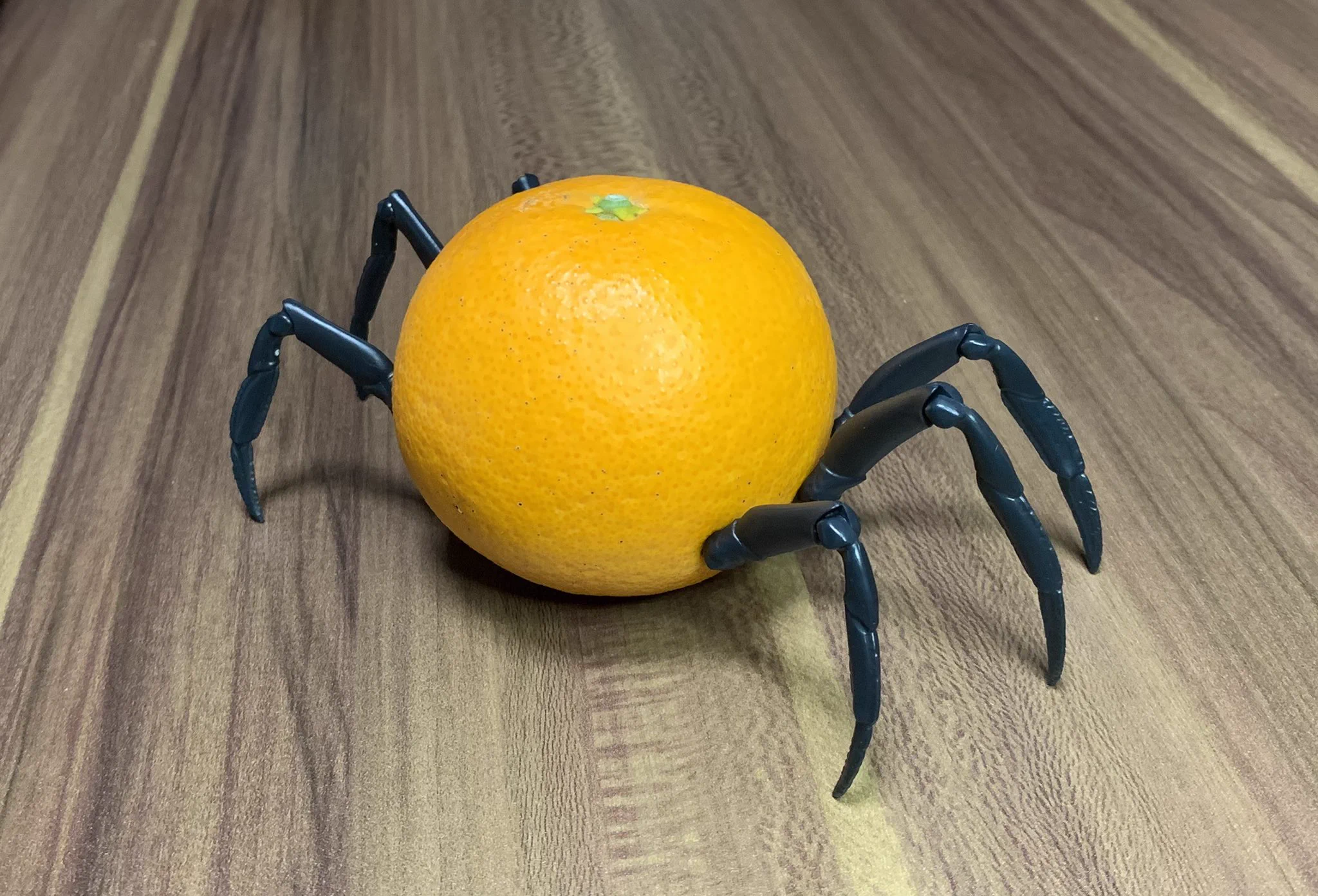 今売っているカニのガチャガチャ！脚だけいろいろなものに付けられるのがポイント高い！