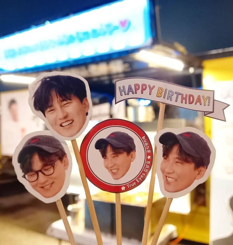 Reviology29's tweet photo. These are simply hilarious &amp; so adorable! 😂😂😂😜

#FanArt 🎨
#HappyNamgilDay 🎂
#March13th2021 🎁
#TheBestActorInTheUniverse
#우주최강배우 💖
#PuppyGil 💗💗💗
#KimNamGil #김남길 🥰
#金南佶 #キム・ナムギル
#NewProject2021
#야행 #NightTrip

Credit: 
https://t.co/f0hkuHZVW2 https://t.co/9JZjrFMcBO