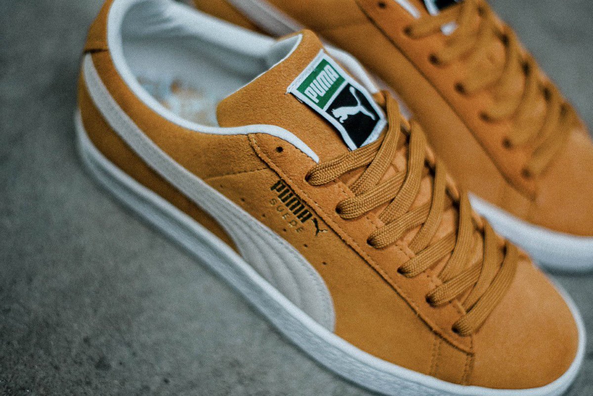 SoleWhat's tweet photo. Puma Suede Classic XXI ‘Honey Mustard’.

A next step forward to keeping it original in shape &amp; form - incorporating only the finest suede, with an extra pair of fat laces thrown in.

Retailing at RM369.00. Available at https://t.co/SdwBbdACpd &amp; all #SoleWhat stores https://t.co/MuG3ZjUdIi