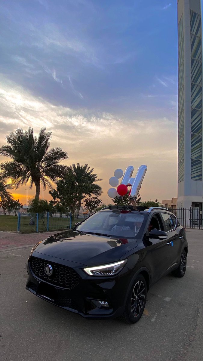 Hiib531's tweet photo. شريت لي سَيارة وتدلعت عليها اليوُم !! ❤️ https://t.co/3IWTdFBHVD