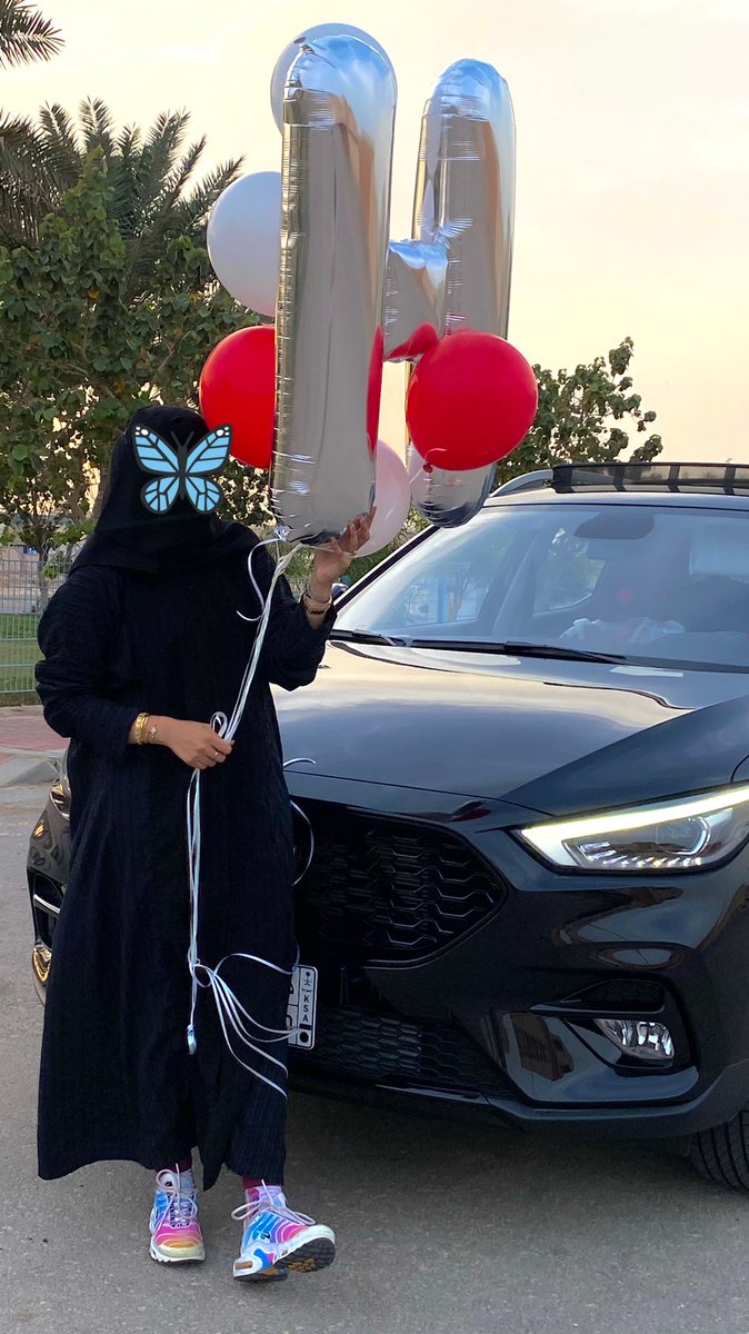 Hiib531's tweet photo. شريت لي سَيارة وتدلعت عليها اليوُم !! ❤️ https://t.co/3IWTdFBHVD
