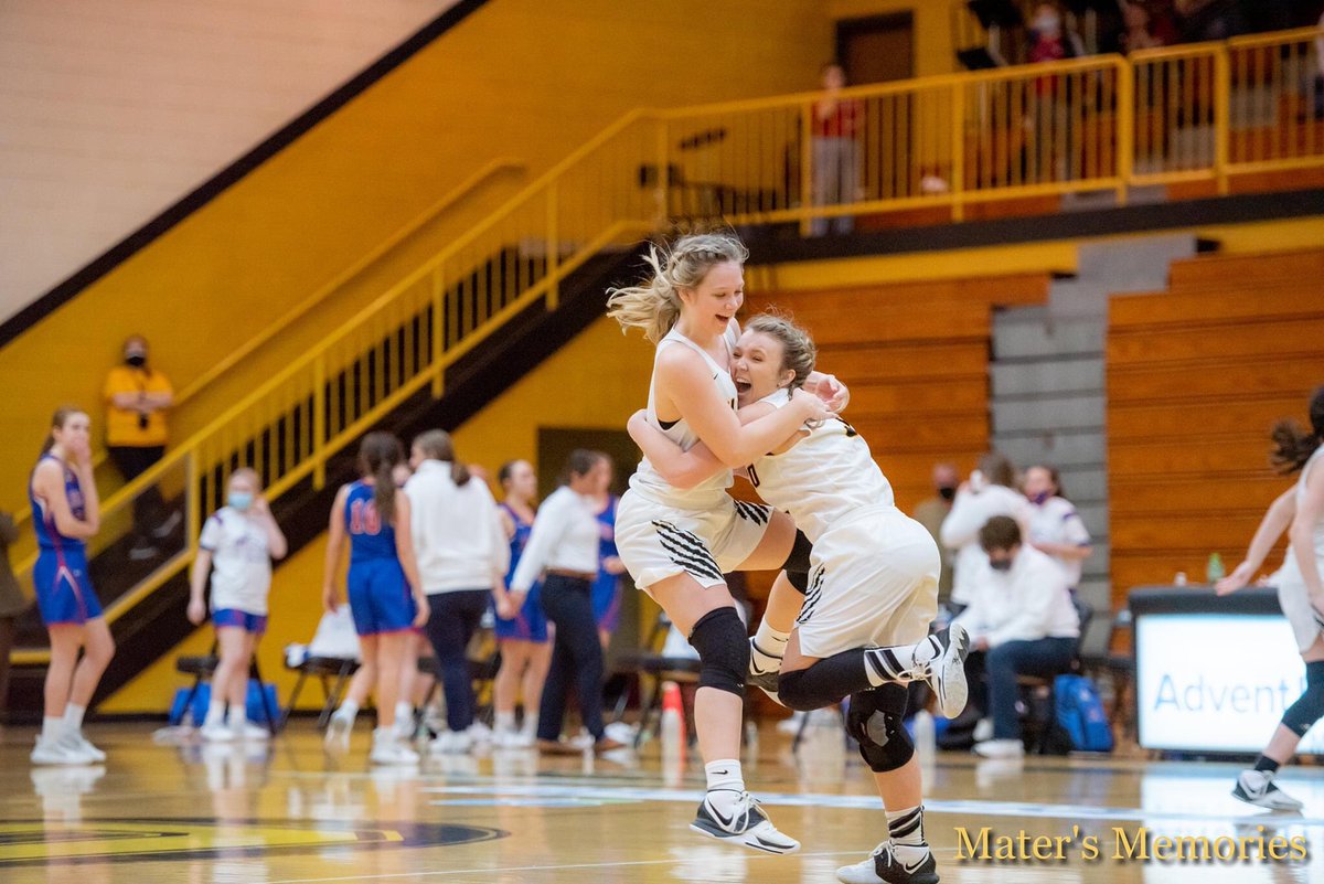 ccladytigers's tweet photo. The Lady Tigers defeated a very good Jackson County squad, 49-47, to advance to the 49th District Tournament Championship Friday night at 7:00. https://t.co/28OxYftpJP