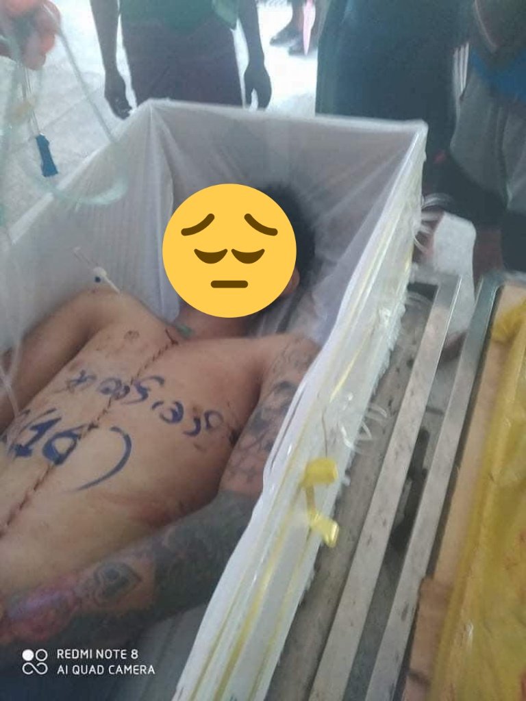 NangSuMonSwe1's tweet photo. RESTORE MOBILE DATA
#WhatsHappeninglnMyanmar 
#Mar17Coup 
This child is from Hinthada, Irrawaddy Region
 I'm talking about Ingapu. Please pass it on.
Anonymous ......
He died while coming to work.
I would like to see the last trip with my parents and family. https://t.co/ZFSqcIifY4