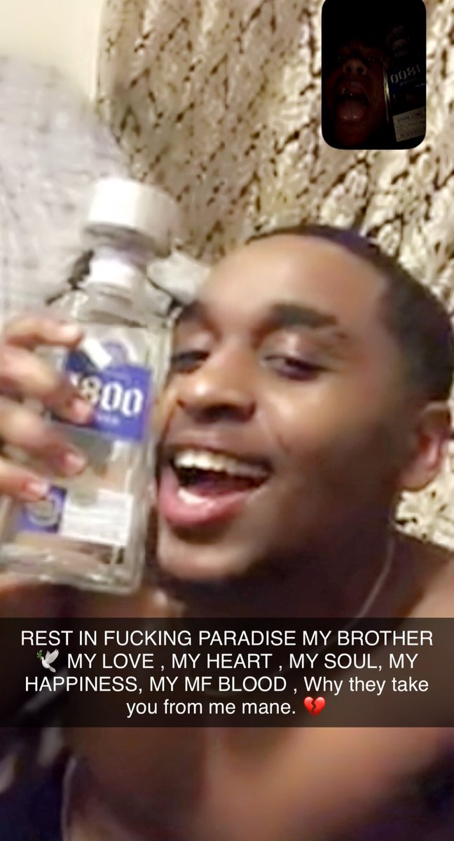 ZayGotitttt's tweet photo. A BEAUTIFUL SOUL, HAPPINESS ON EARTH, HEAVEN’S NEW GIFT 🙏🏽 My brother, my blood, my heart man it’s broken. You was my soulmate mane. My dawg dats riding wit me forever❗️Why they take you from all of us mane?? THE WORLD JUST GOT A LOT DARKER WITHOUT YOUR LIGHT. I love you forever https://t.co/hkRnZxniis