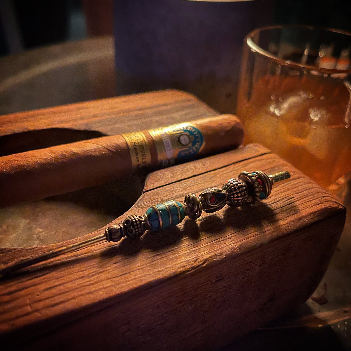 TheAngryDuck_'s tweet photo. Back in stock: The Aztec #cigar #StogieStick! This #cigarnubber features a gold pick w/handmade gold &amp; semiprecious stone beads &amp; gold &amp; bronze accents. Get yours now in our online shop. Link in bio. #theangryduck #🤬🦆 #cigars #cigarpoker #cigarsoftwitter #cigarnub #cigarnubbers https://t.co/iC0GwZ5mKl