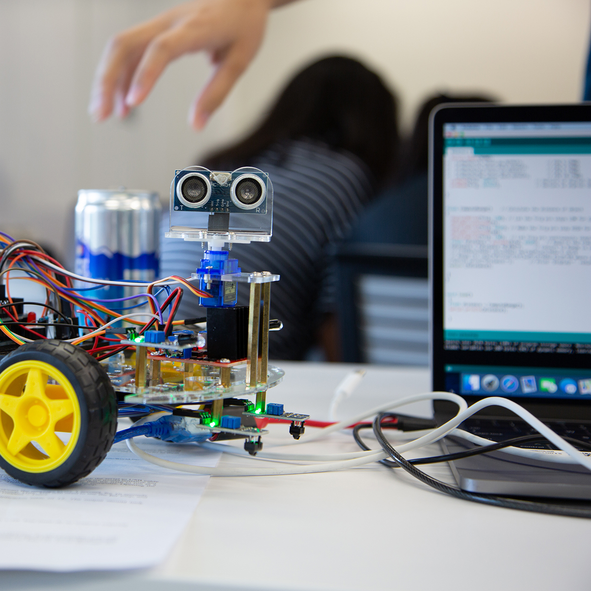 sutdsg's tweet image. Check out our “Programming with Robots: A Hands-on Experience” workshop where we teach pre-university students how to code a simple differential drive #robot via #Arduinos programming. 

This workshop is conducted by Assistant Professor Dr Malika Meghjani (1st picture).