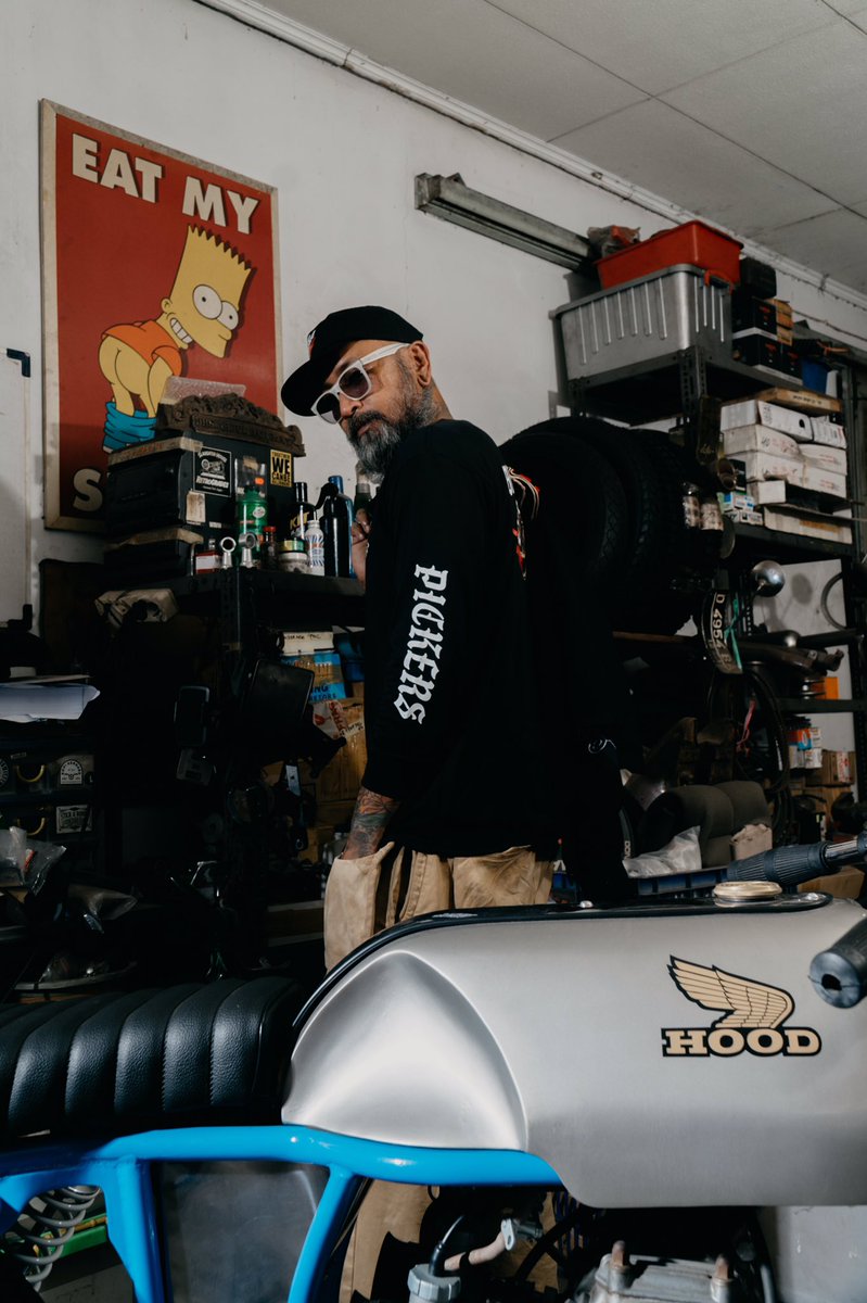 “BUILT TO LAST”
PICKERS SERVICE ⚡️EASTHOOD
CAPSULE COLLECTION
(Limited Edition)
- -
BTL EL TIGRE BLACK LS
- -
Available at @arena_xprnc store and online easthood.net

#PickersServicexEasthood
#BUILTTOLAST