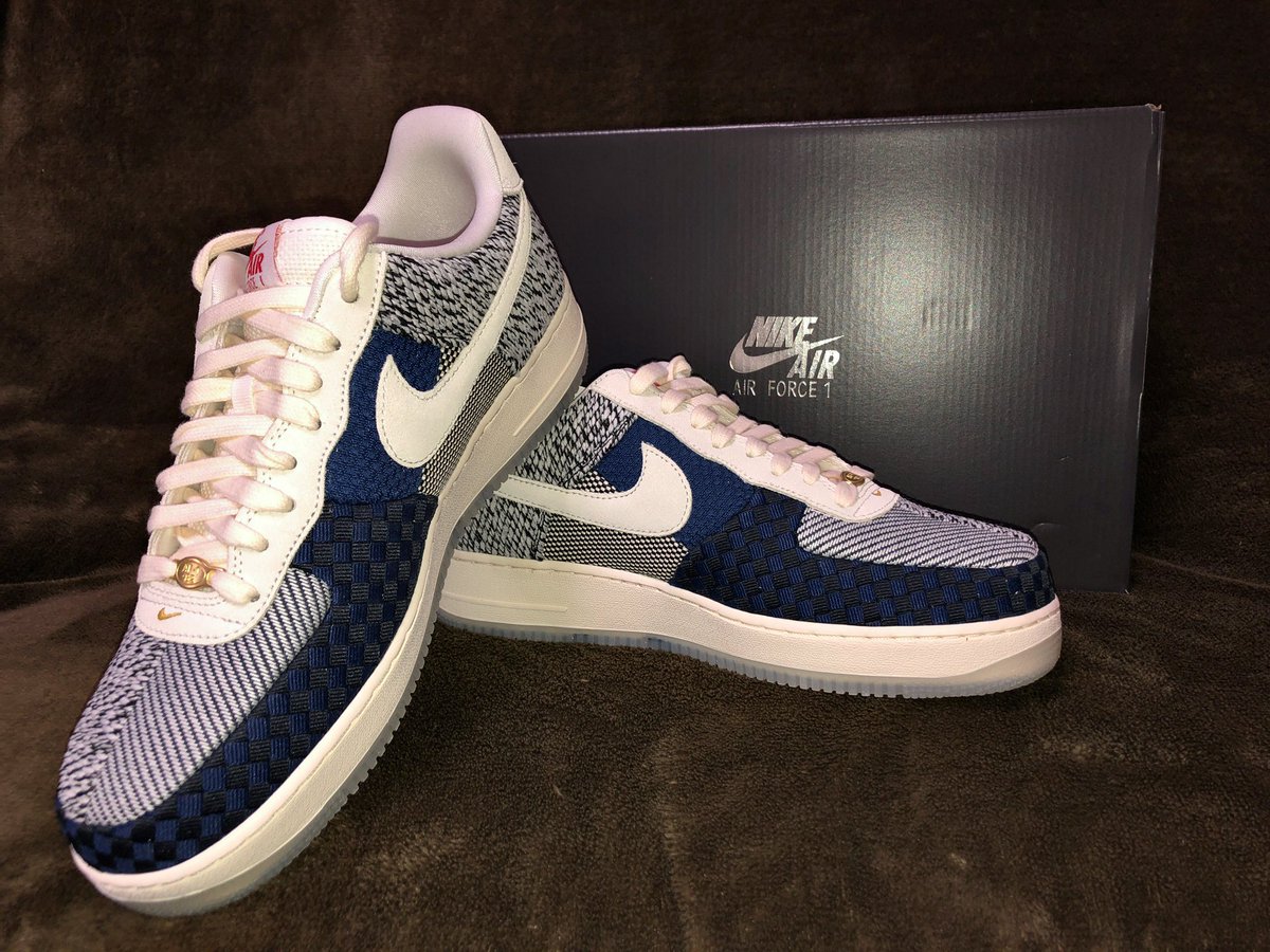 とむ きゃっと A Twitter Nike Wmns Air Force 1 Sashiko こちらも前にatmosにて当選したエアフォース1の刺し子 実物を見たらかなり作り込まれてるのが分かります Nike Just Do It ナイキ ジャスト ドゥ イット を漢字風に描かれてるのもかっこいいですね