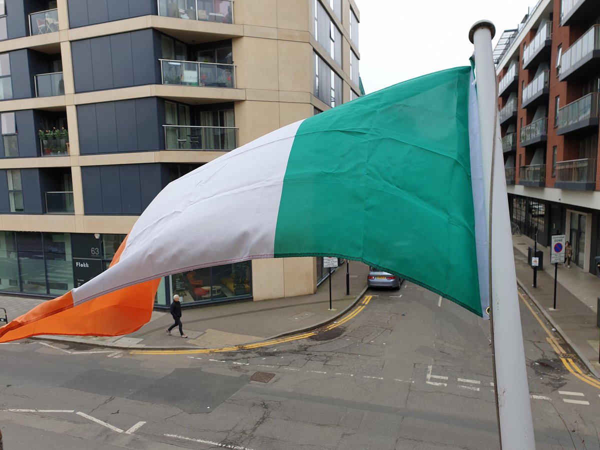 StLukesTrust's tweet photo. Happy St Patrick’s Day to everyone! We’ve got our flag flying high today, we hope you do too 🍀🍀🍀 https://t.co/kDu53SHGAU