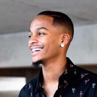 Reesiepieces75's tweet photo. Happy 22nd birthday to my 2nd born. You already know what it is.
Love you to the moon and back!
#MyTrinity #Chapter22 @dyllanconway https://t.co/WCBZtKKJt6