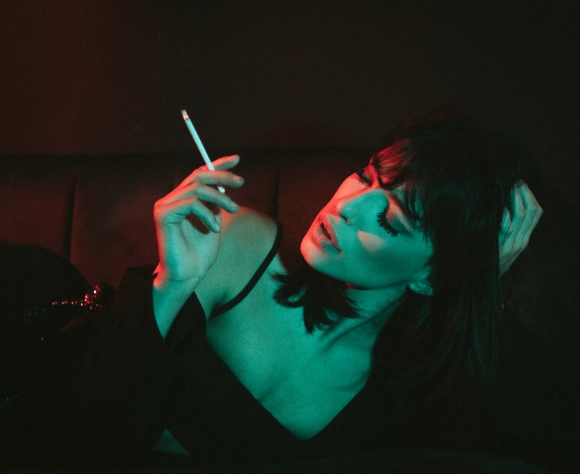 SmokFet's tweet photo. #smokingfetish #freshmaterial https://t.co/I31rI7H4sk